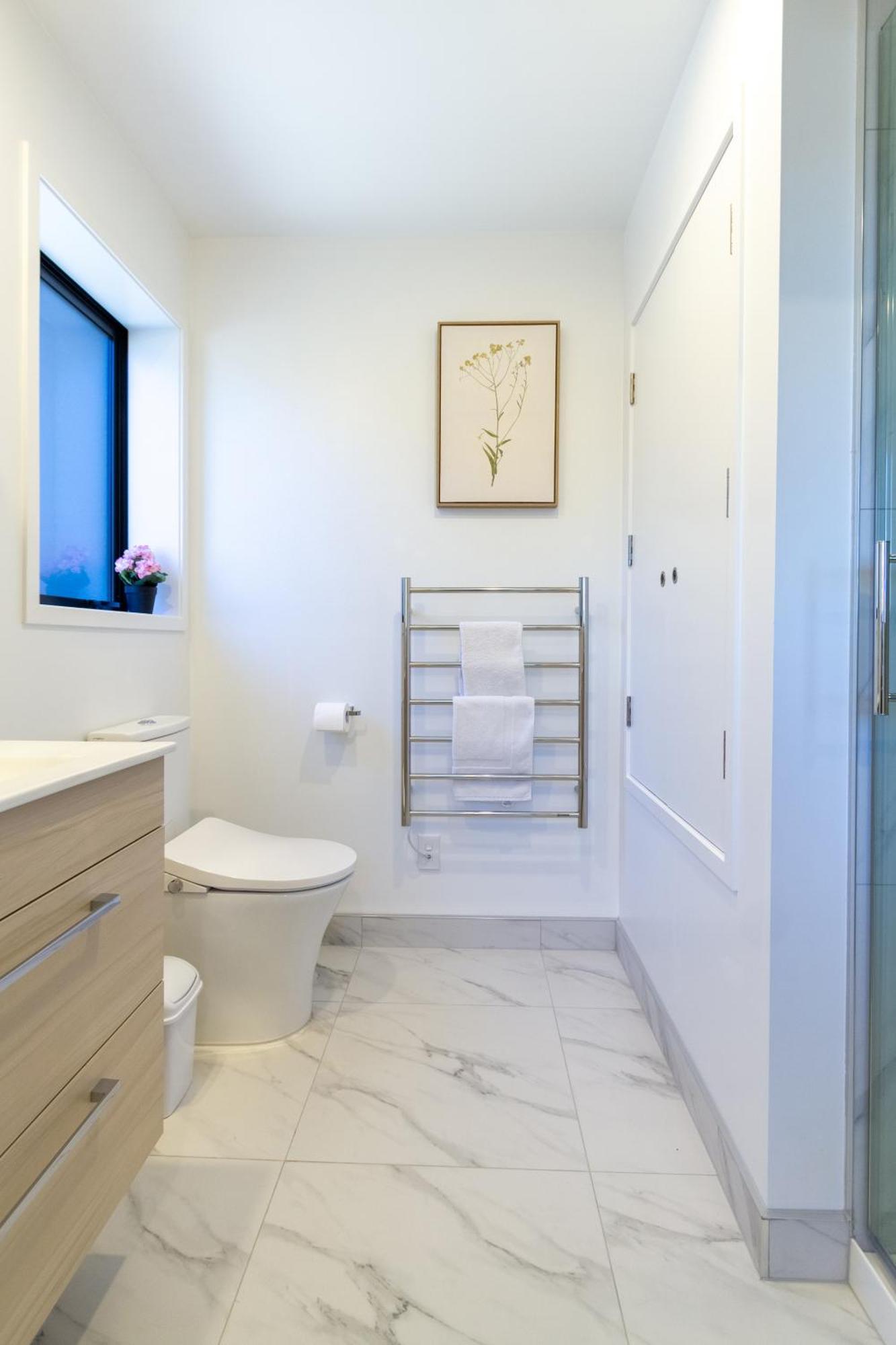 Luxury Studio With Balcony - Close To Supermarket Christchurch Esterno foto